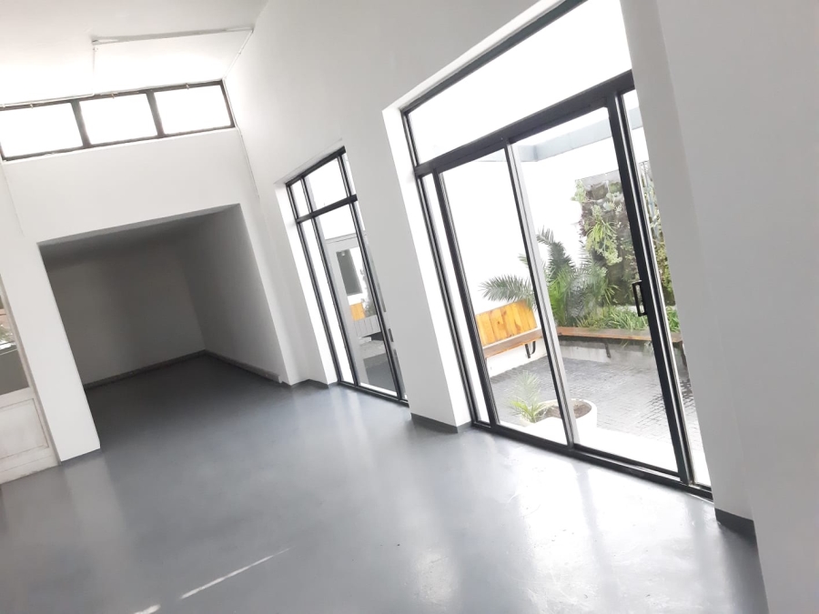 To Let Commercial Property for Rent in Woodstock Western Cape
